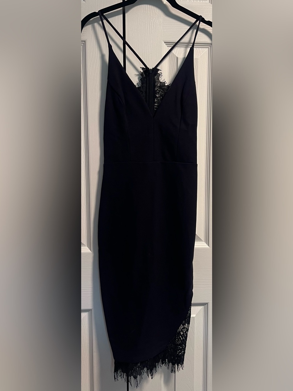 ASTR the Label "Peeking" Lace Bodycon Dress